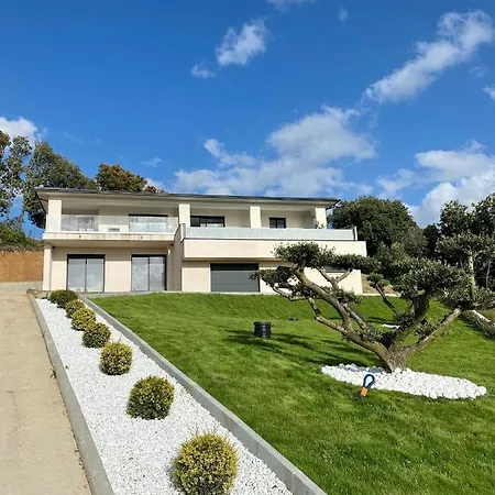 Superbe Villa Haut De Gamme Avec Piscine Privee A Seulement 5 Minutes Des Plages, Proche Ajaccio Et Porticcio *