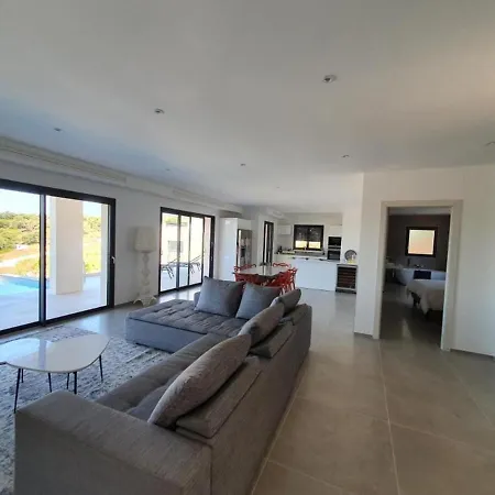 Superbe Villa Haut De Gamme Avec Piscine Privee A Seulement 5 Minutes Des Plages, Proche Ajaccio Et Porticcio فيلة